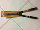 B0025v61a8 9710 Fiscars Fiskars 9170 Wavy Blade Hedge Shear 25in Lawn Garden
