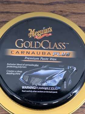 Wax002 Meguiar S Gold Class Carnauba Plus Premium Wax Creates A Deep Dazzling Shine