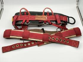Weaver 0801036 Tree Climbing Saddle Floating Dee Ring Wlc-530 Padded Leg Straps