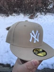 New York Yankees Era 59FIFTY Fitted Cap Hat 5950 Tan Beige Camel Sand White. Fixed Price $39.99.