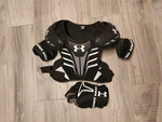 Under Armour Strategy Lacrosse Shoulder Pads Boys' Small Black/white 1 Glove. Fixed Price $16.82.