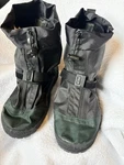 Neo's Overshoe Trek Cleats Unisex Sz Men 9-10.5 11-12.5 Snow Ice Nwot. Fixed Price $55.00.