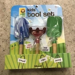 Nip Toysmith Kid's 3-PIECE Garden Set Real Trowel Rake Shovel Metal. Fixed Price $19.99.