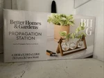4 Pc Better Homes & Gardens Plant Propagation Station Bhg Clear Vases Wood Stand. Fixed Price $14.00.