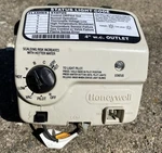 Honeywell WV8840B1158THERMOSTAT Water Heater Natural Gas Valve 4" Wc Outlet. Fixed Price $47.00.