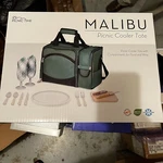 Picnic Time Malibu Insulated Cooler Pack Tote Green / Plaid #50823123 Nordstroms. Fixed Price $60.00.