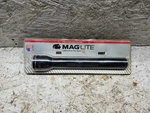 New Vintage 1999 Maglite Incandescent Cell Flashlight Black - Model S3D016. Fixed Price $38.99.