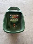 Easy Turf Builder Handheld Fertilizer Grass Seed Spreader Works!. Fixed Price $16.00.