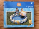Looney Tunes Intex Wet Set Inflatable Pool, 20 Ring, Ball Nib. Fixed Price $40.00.