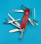 Red Victorinox Swiss Army Huntsman Knife Multi Tool! *weihnachten 23/24*. Fixed Price $23.98.