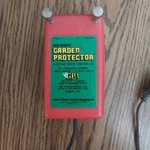 Red Snap'r Garden Protector Gp 110 Volt Untested. Fixed Price $22.45.