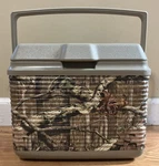Mossy Oak Breakup Infinity X Rubbermaid Cooler 10 Quart 12 Can Camouflage 2013. Fixed Price $29.99.