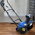 Snoe Joe SJ621 Ultra Snow Thrower With Light. Fixed Price $109.99.